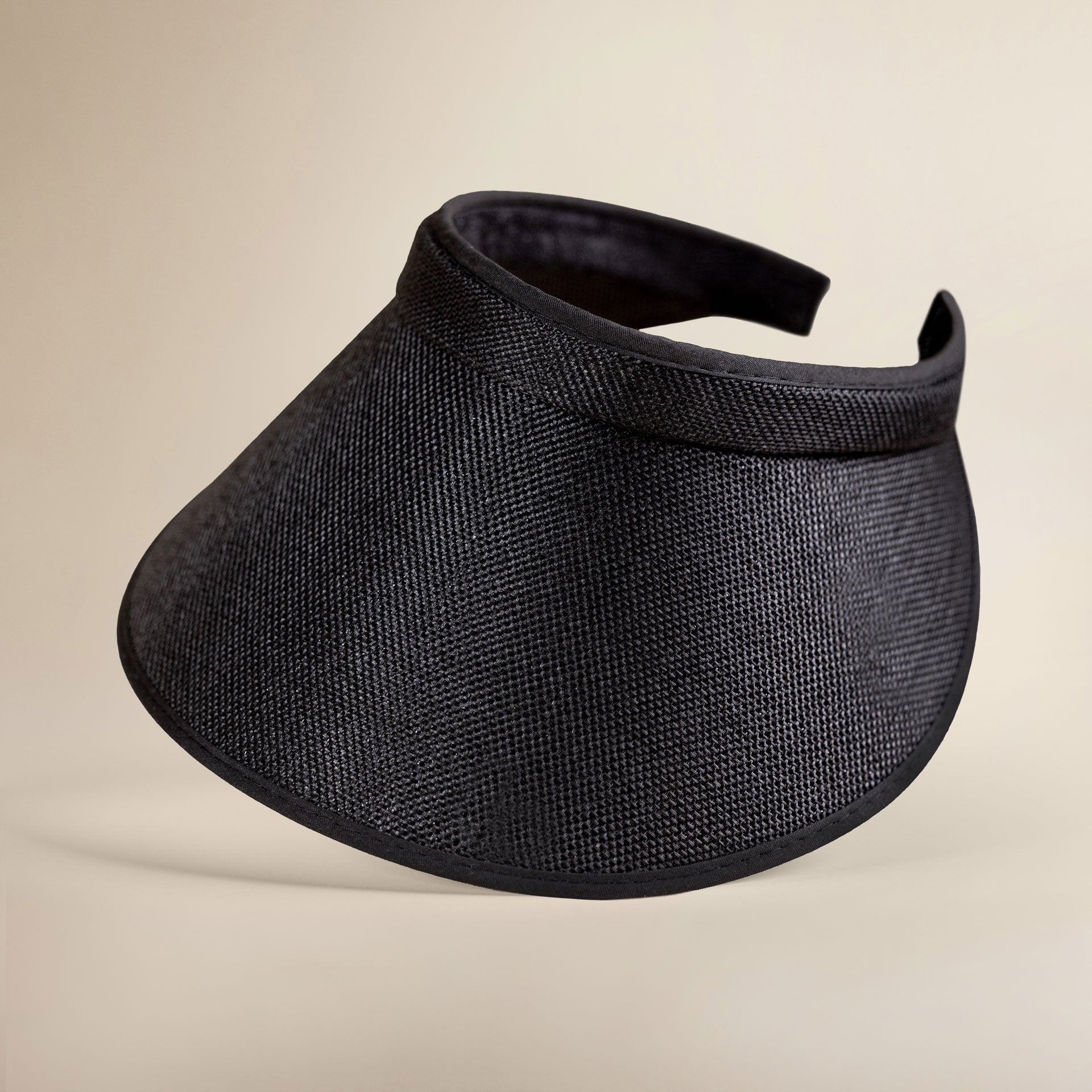 WIDE BRIM VISOR ONYX De La Heart