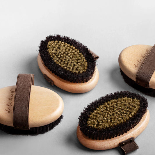 Detox & Drain with Dry Brushing