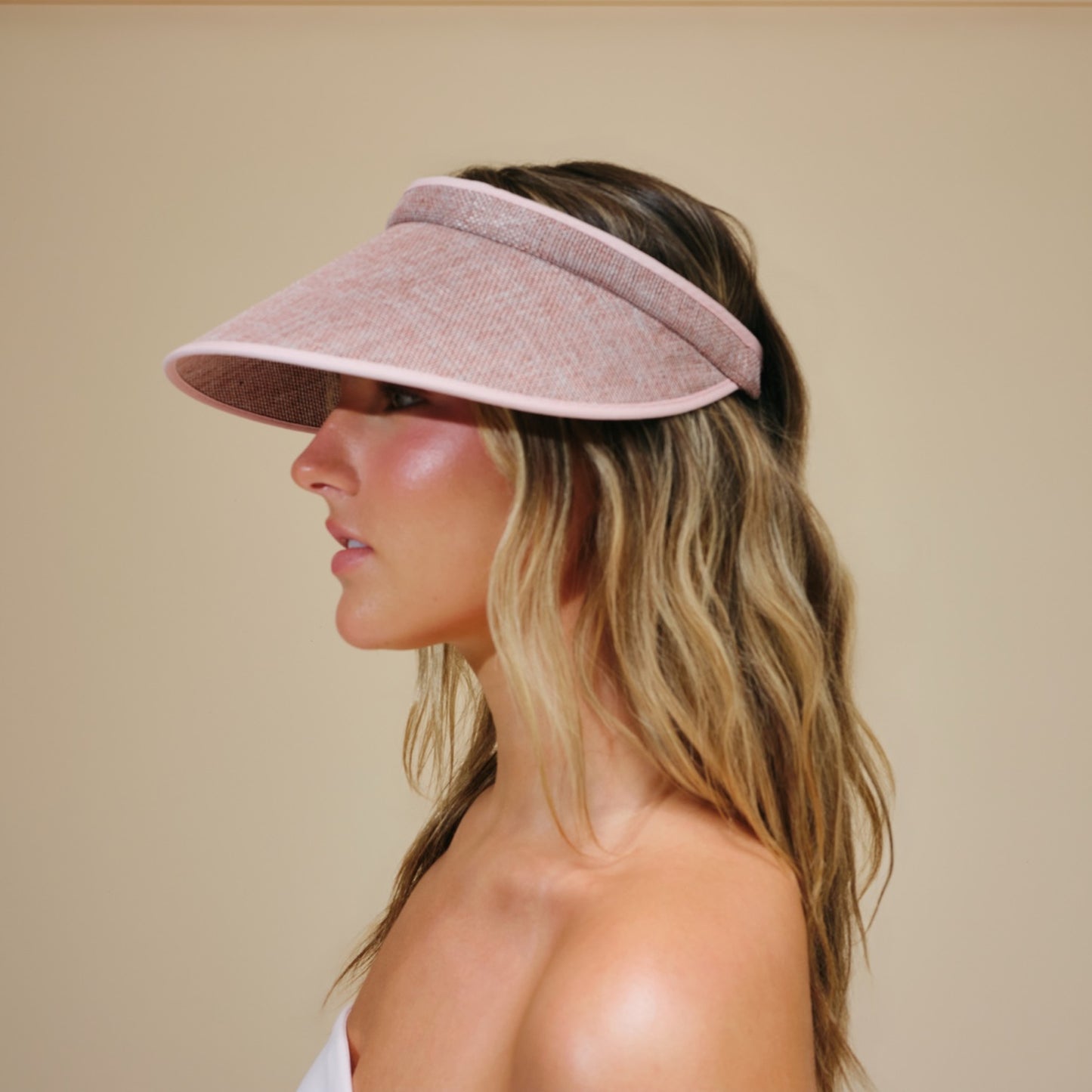 THE VISOR - PINK LATTE
